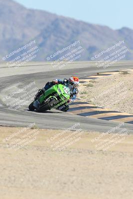 media/Oct-05-2025-CVMA (Sun) [[beeef4f201]]/Race 11-500-400(4)-350 Supersport/